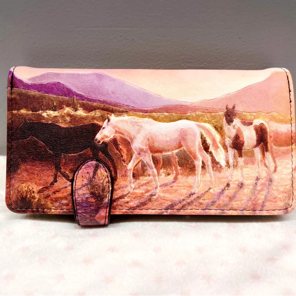 Woman’s Wallet Large : More than Light
